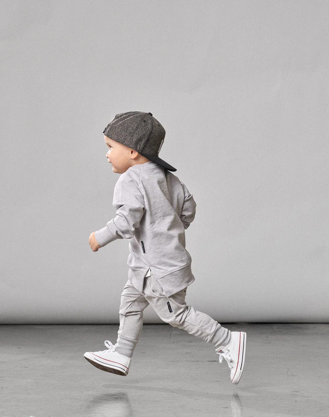 Jogger - Grey - Image 3