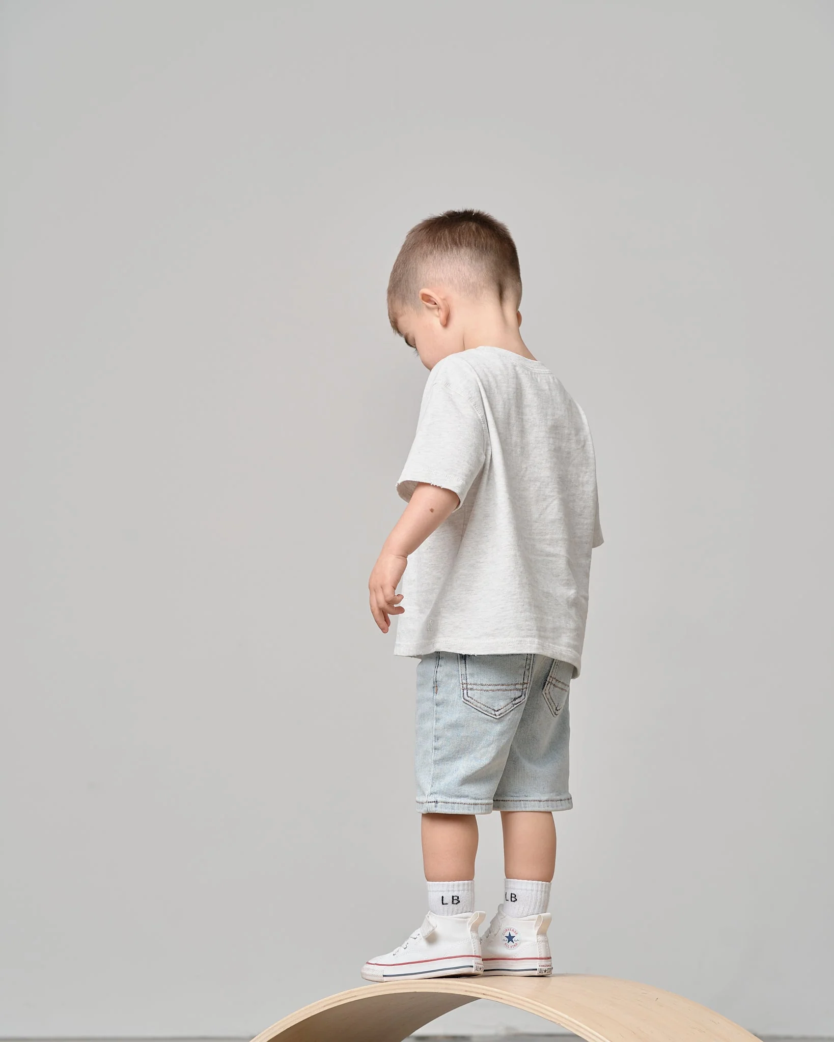 Straight Denim Short - Light Wash - Image 12