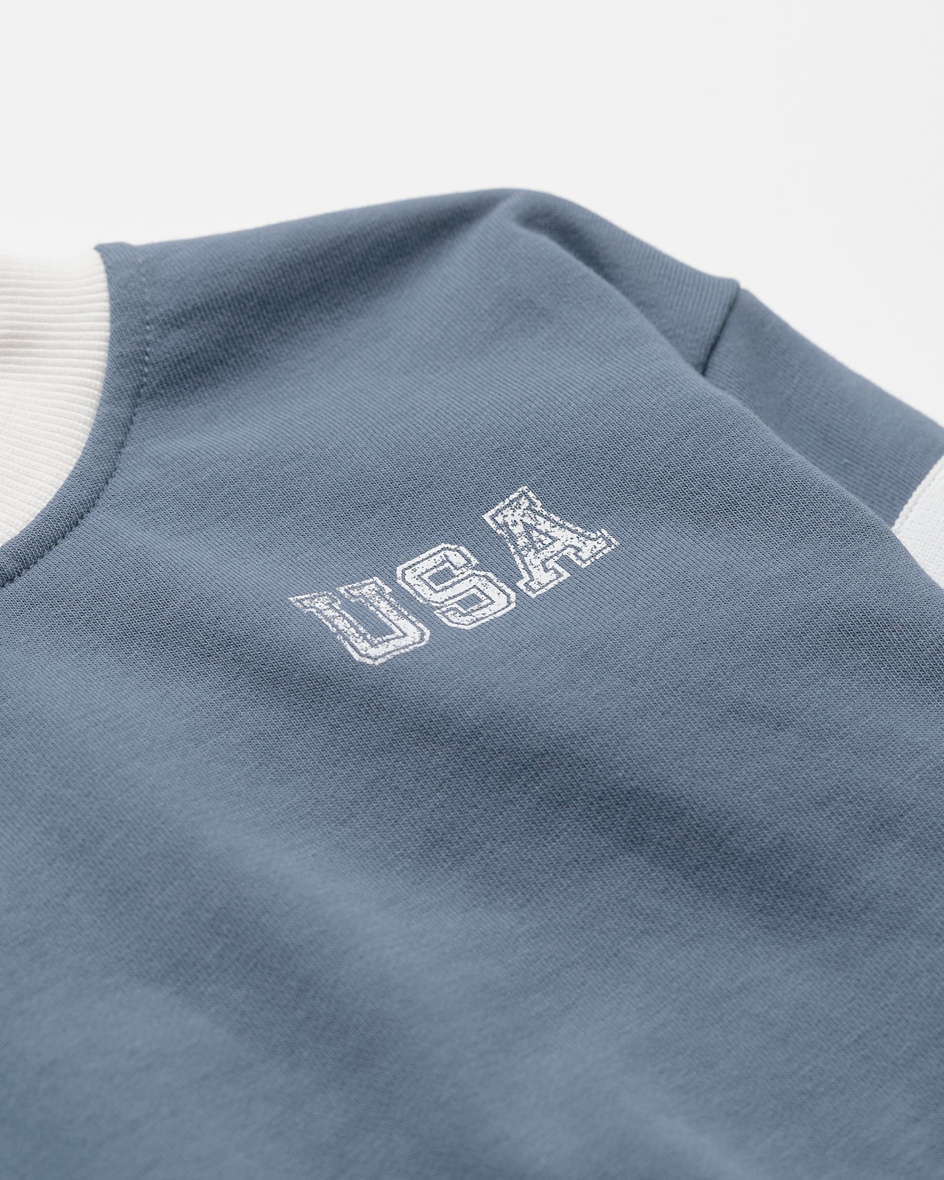 USA Lightweight Crewneck - Worn Indigo - Image 14