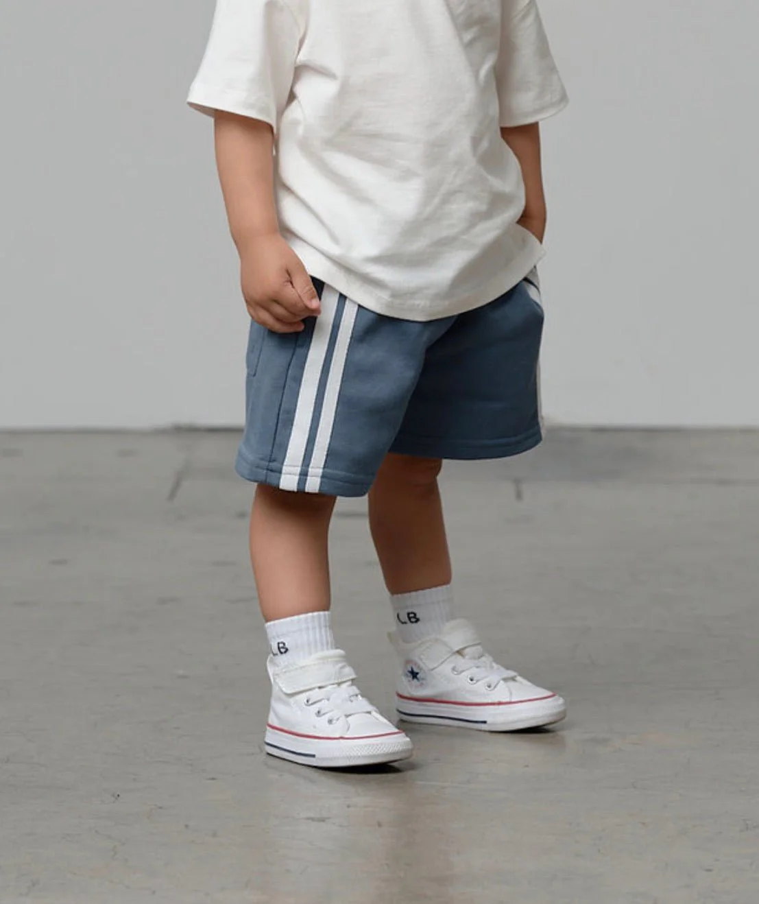 White Stripe Short - Worn Indigo