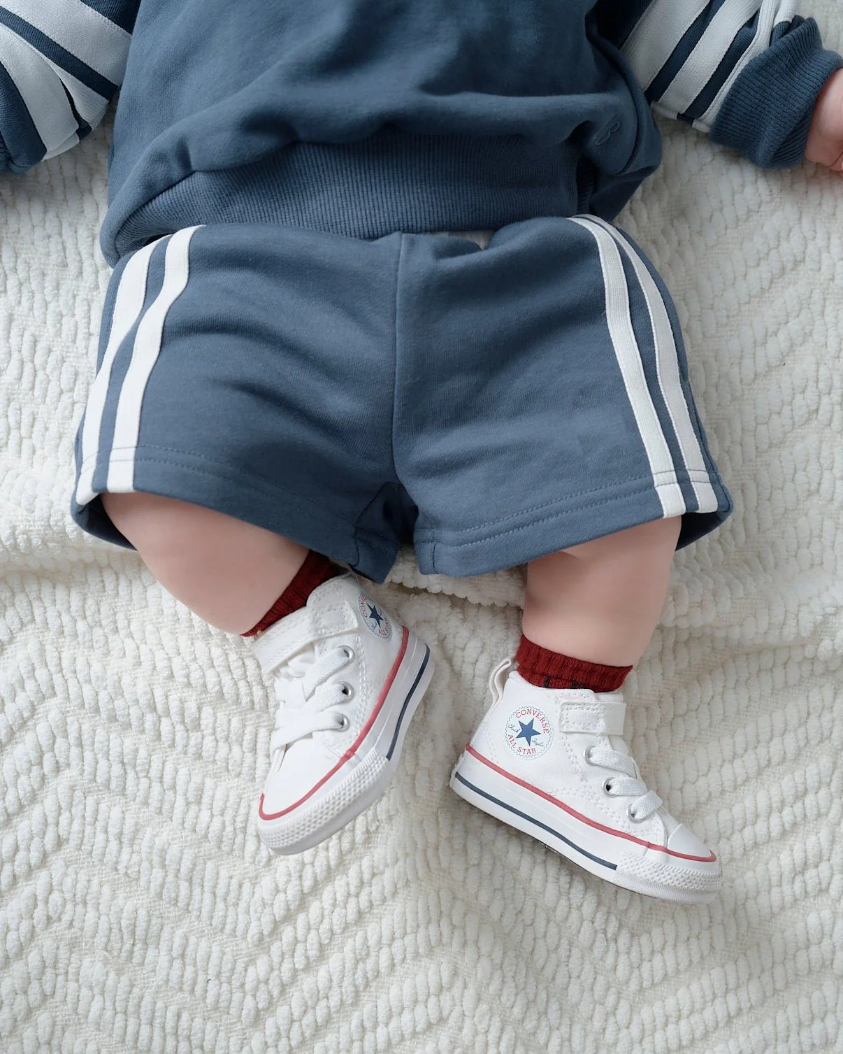 White Stripe Short - Worn Indigo - Image 15