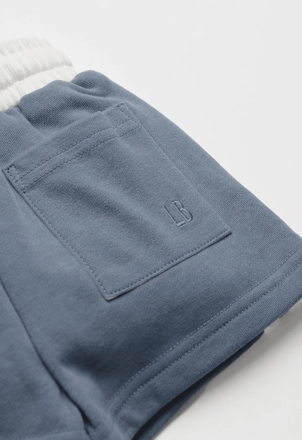 White Stripe Short - Worn Indigo - Image 20