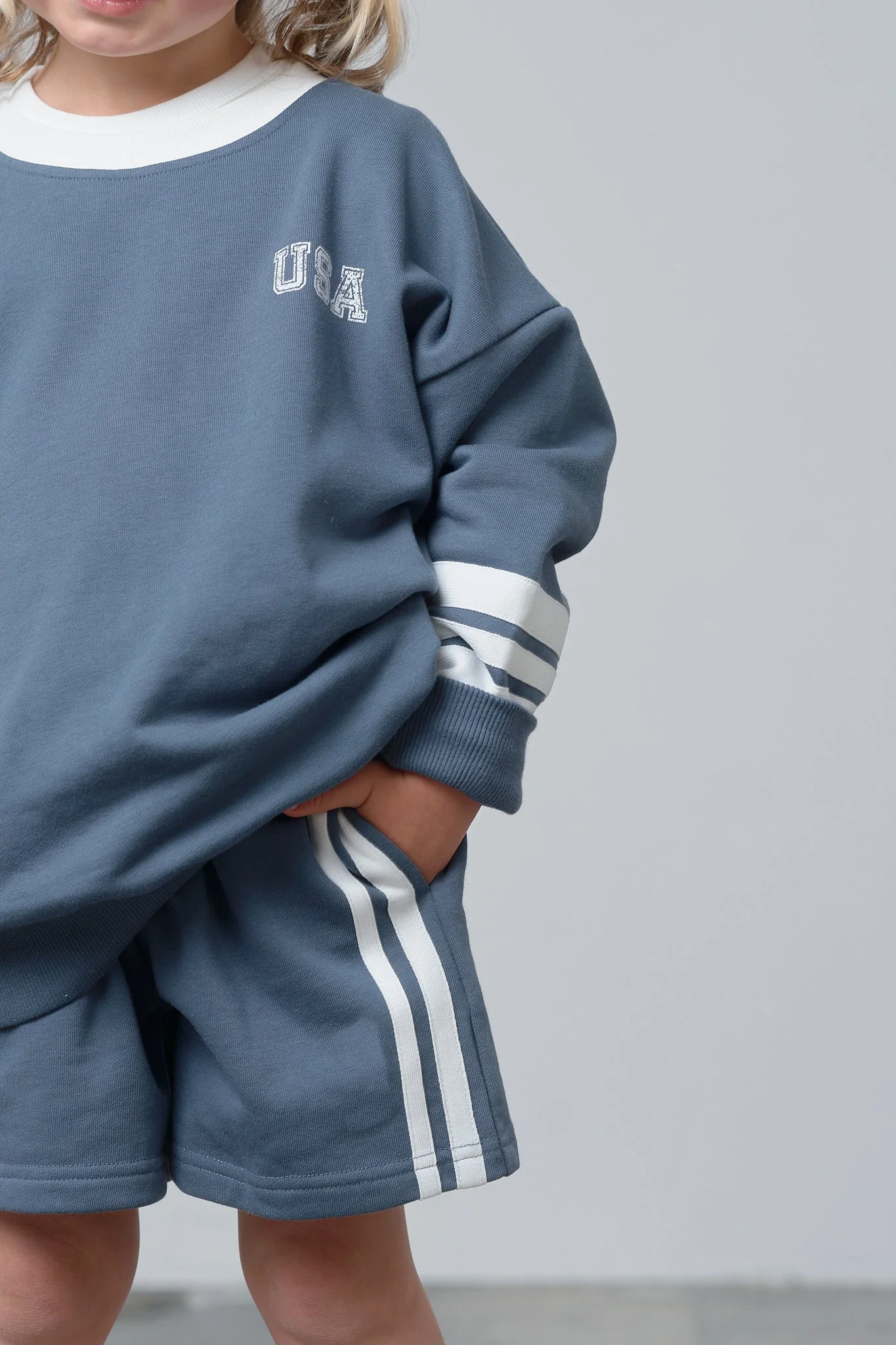 White Stripe Short - Worn Indigo - Image 8