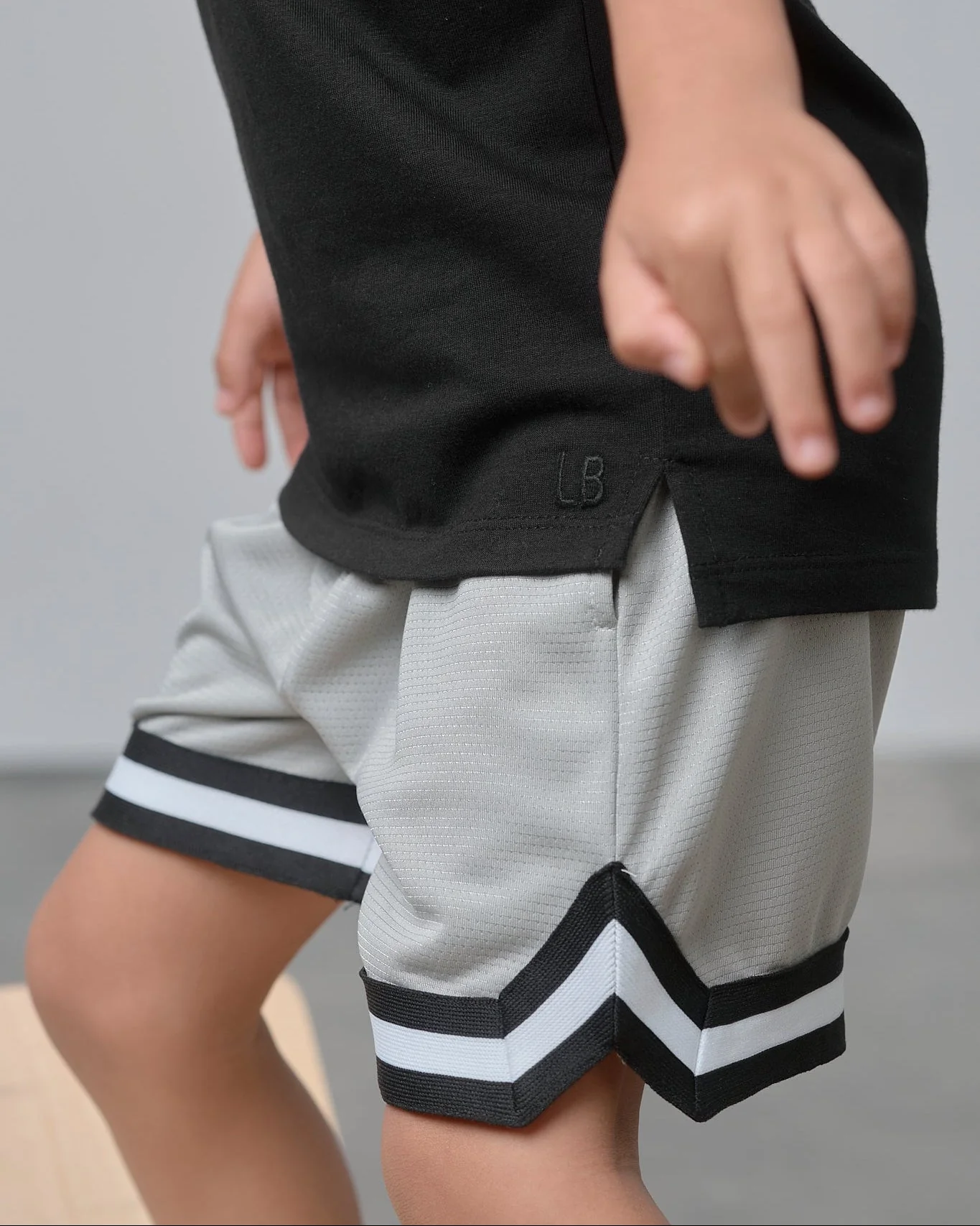 Varsity Mesh Short - Grey - Image 3